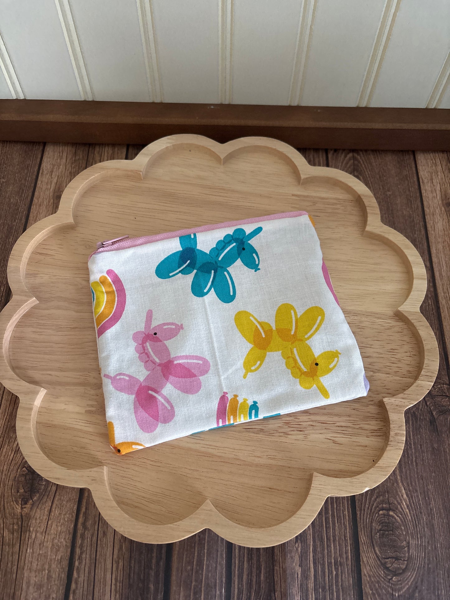 Balloon Pup Zip Pouch